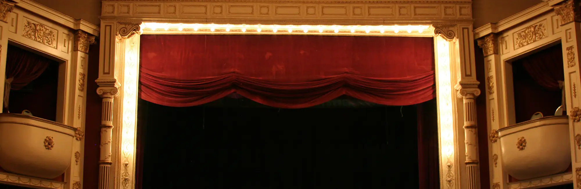 Matthews Opera House theatre