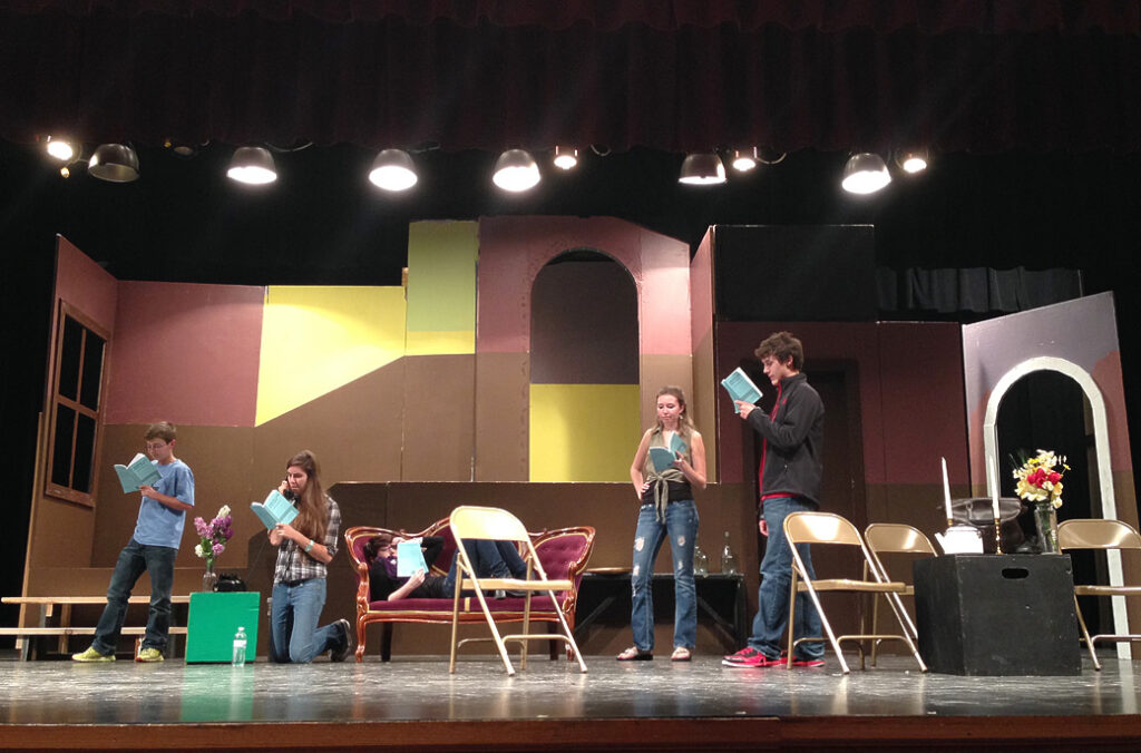L-R: Griffin Smith, Hailey Hanzlik, Hannah Lessly (couch), Christina Walton, Zachary Zwaschka