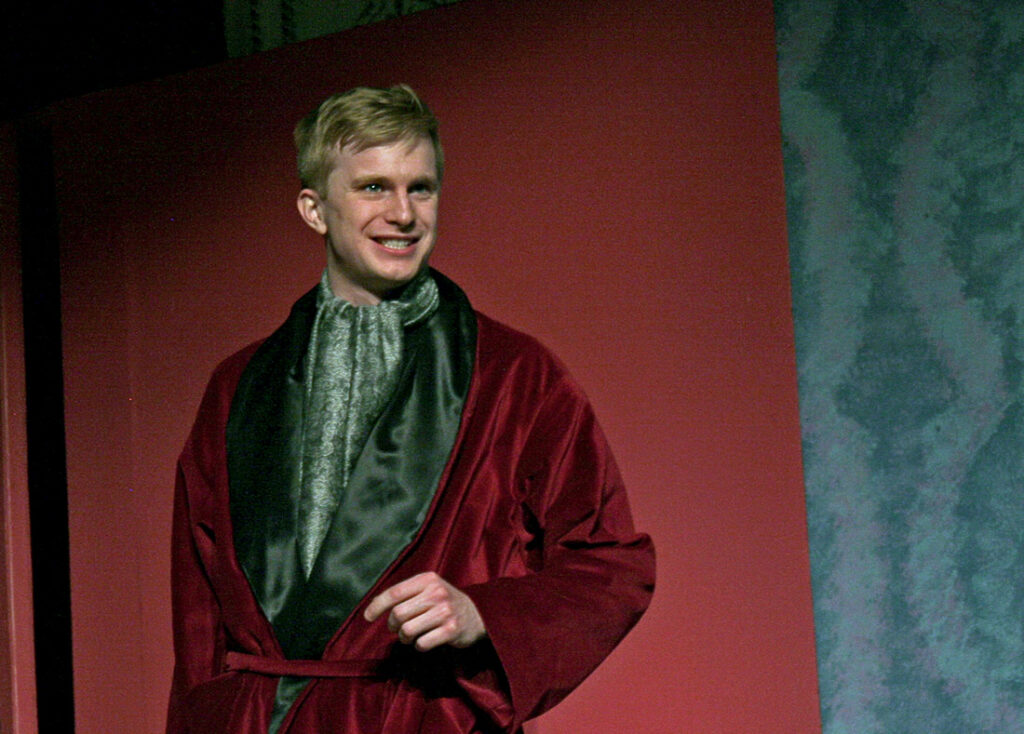 Kirk Hauck plays the dapper Mr. Boddy