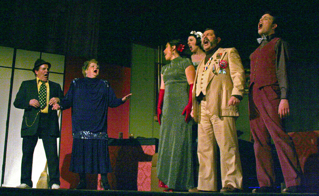 (L-R) Gerry Bennett, Sandi Nauman, Amy Soriano, Hannah Lessly, Dwight Myers, Jacob Roman